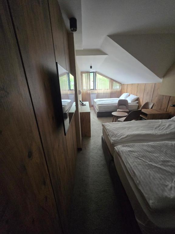 Grand Chamois Hotel & Spa - Camera Quadrupla Con Vista Montagna