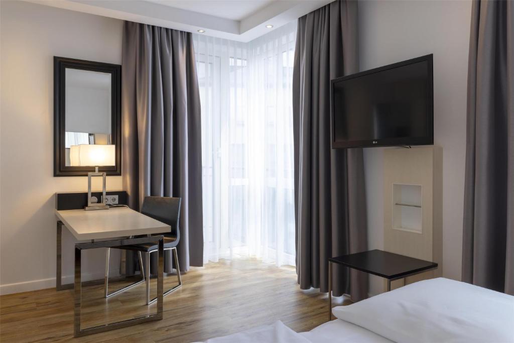 Scandic Berlin Kurfürstendamm - Resim 9