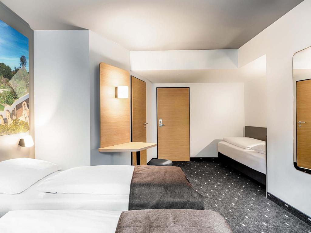 B&B Hotel Bonn-West - Resim 18