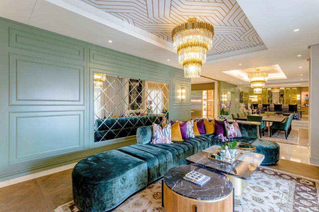 Penthouse Apartment