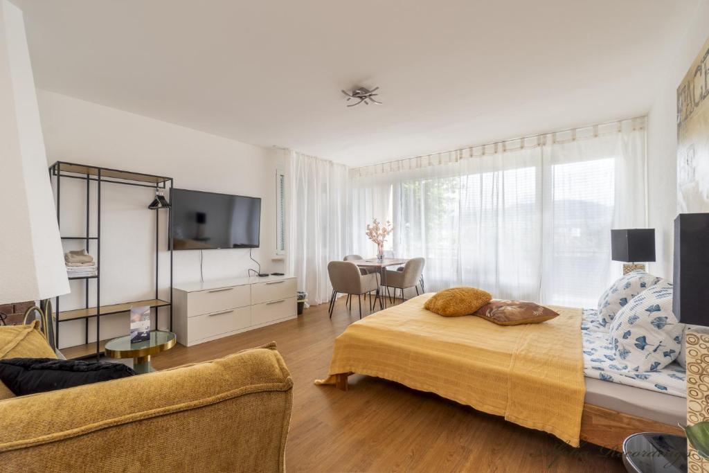 Zimmer mit Gemeinschaft Badezimmer und Küche - Resim 37