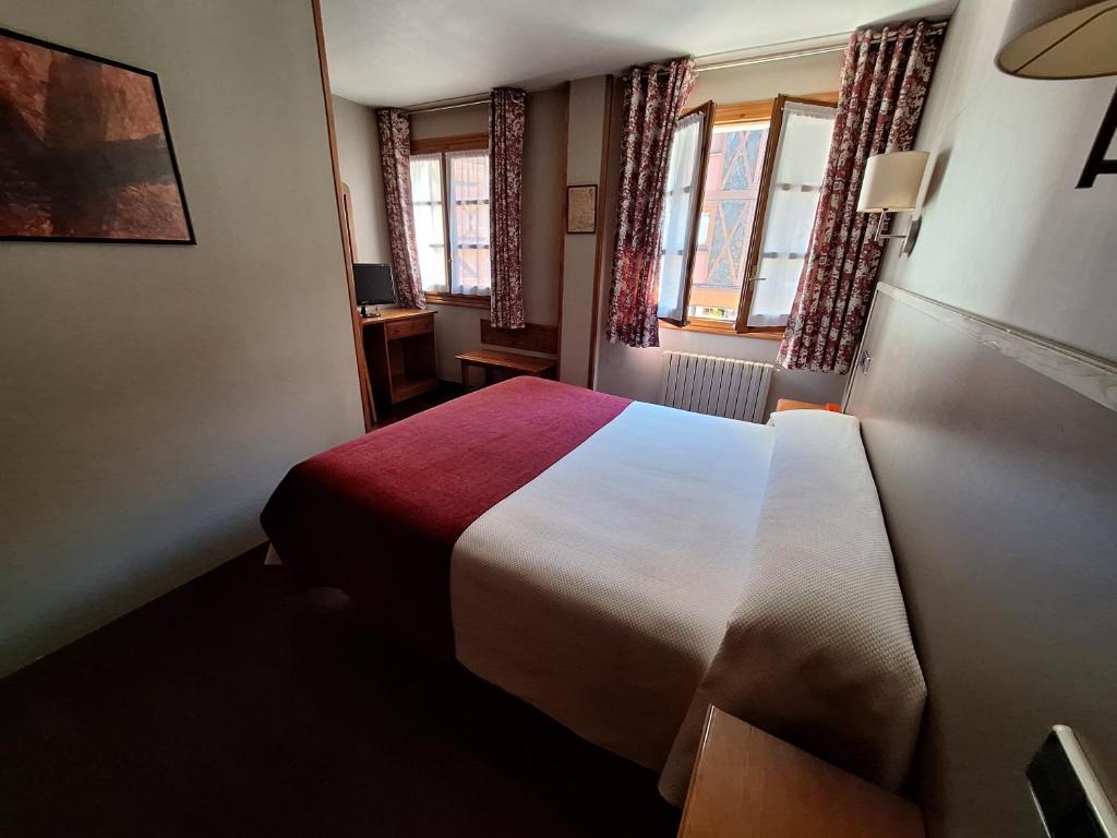 Hotel Aragüells - Economy Double Room - Exterior