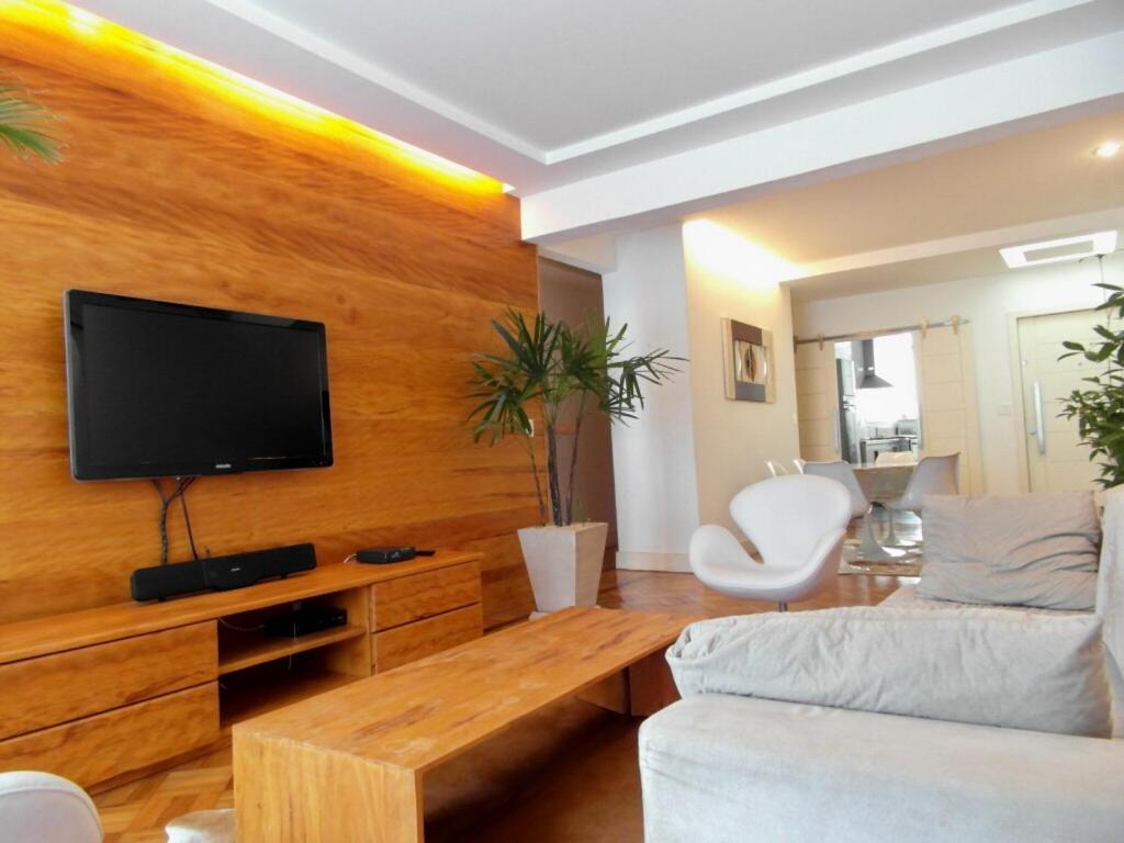  Atlantic Apartment