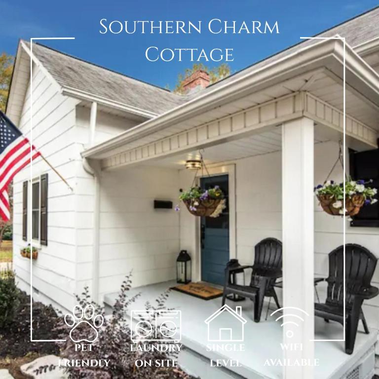 a front porch with a southern charm cottage at Southern Charm Cottage in Hickory