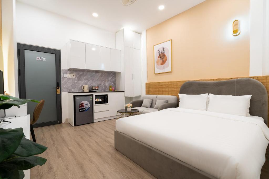 Misa House - Starlit Saigon 6