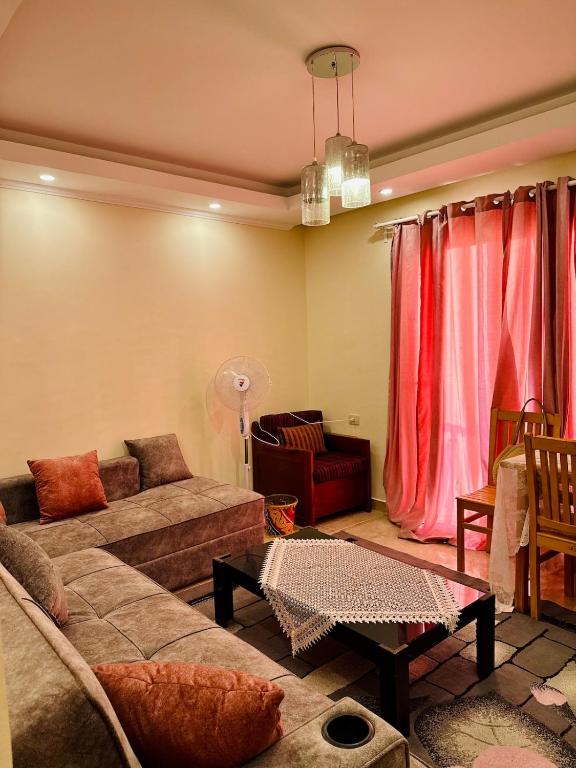 O zonă de relaxare la Golf Porto Marina Alamein North Coast VIP2Bedroom