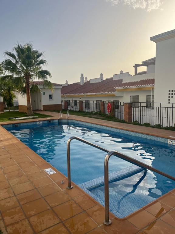 The swimming pool at or close to Alma de Cómpeta