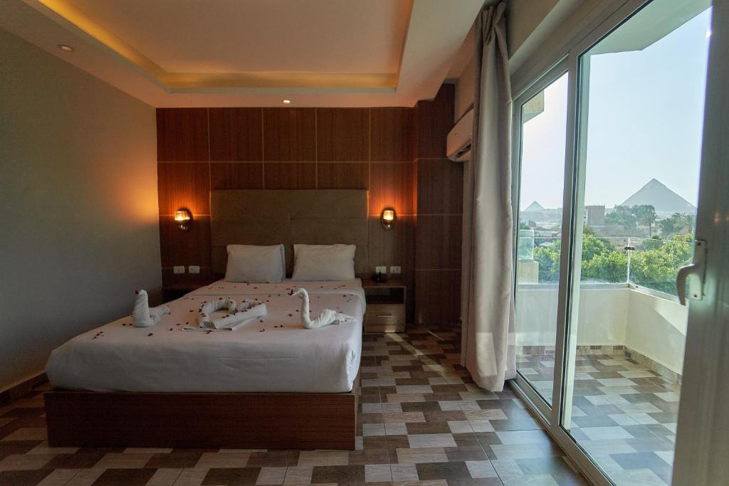 NINE PYRAMIDS VIEW HOTEL