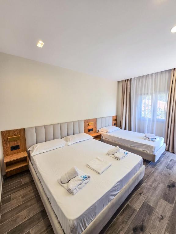 Hotel Azure