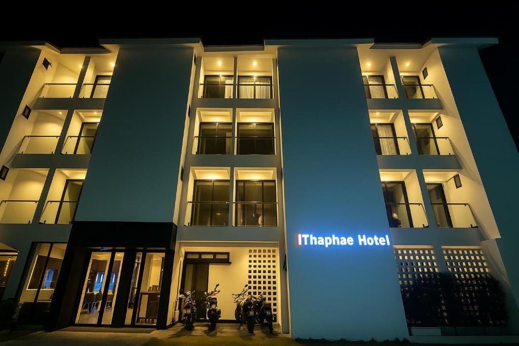 iThaphae Hotel - Resim 5