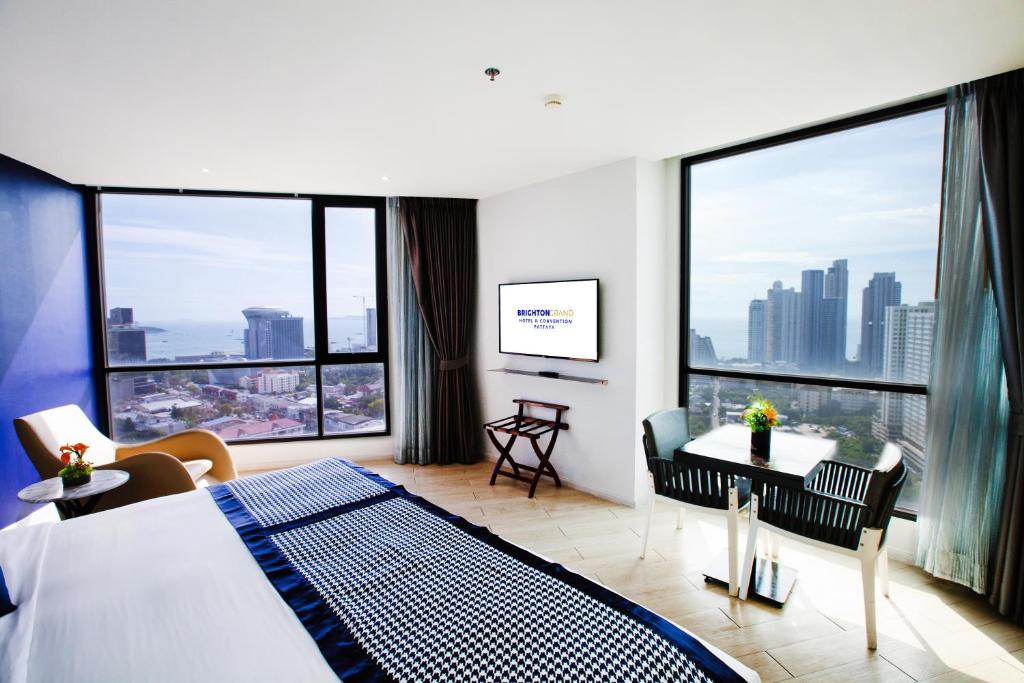 
Grand Deluxe Corner Room with Sea View
