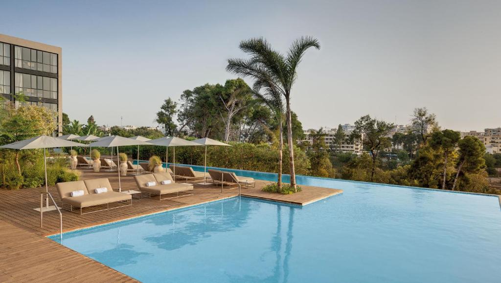 Bazén v ubytování Hotel Sahrai nebo v jeho okolí