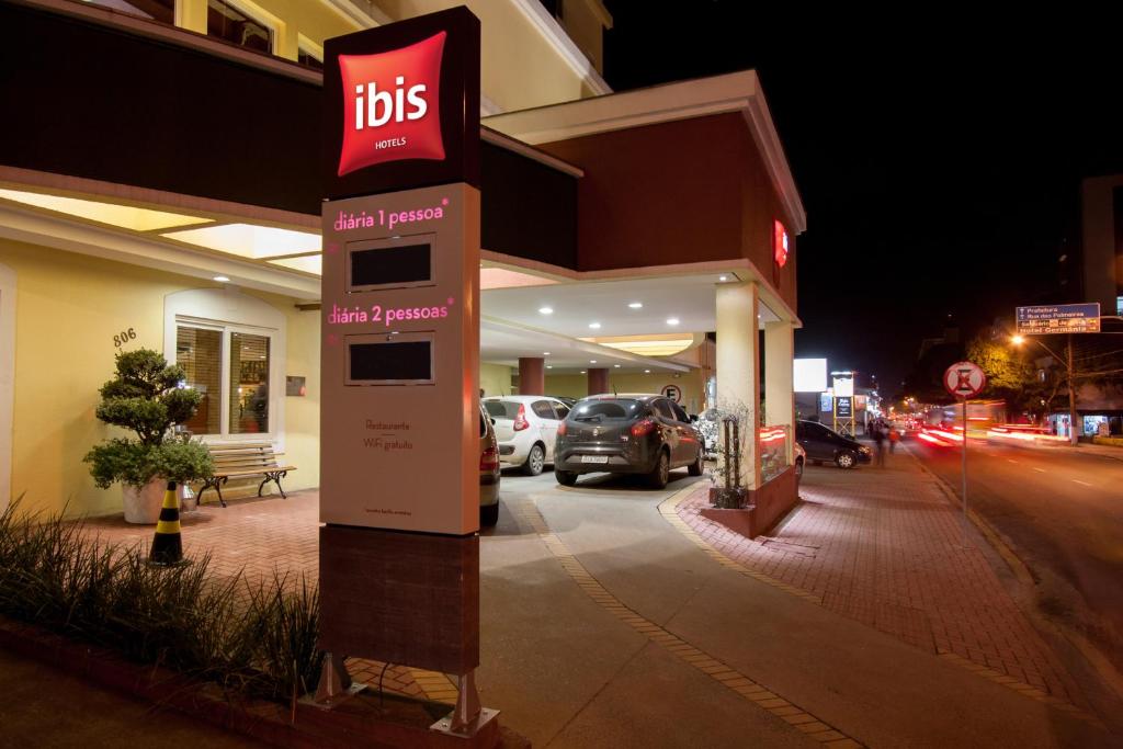  ibis Joinville