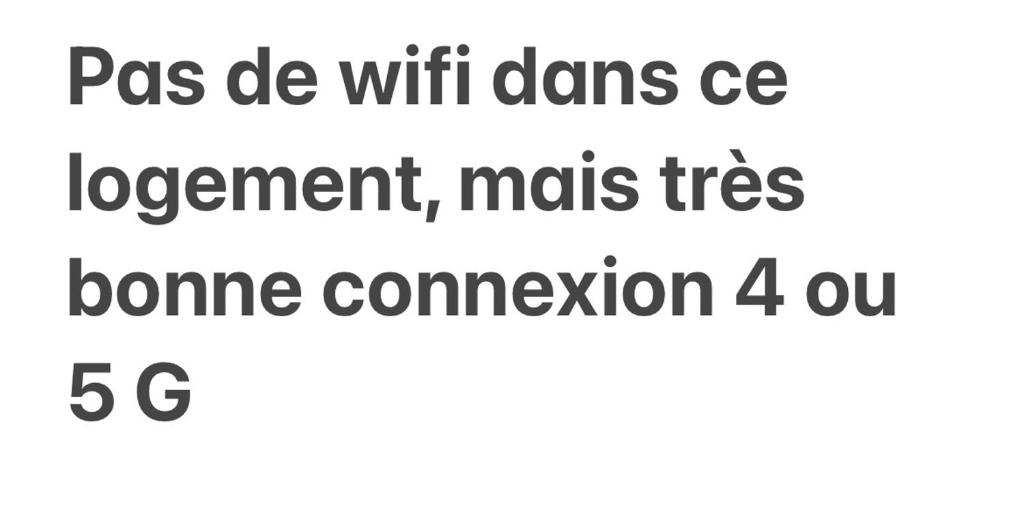 Imagen de la galería de Chez gaillard petit studio sans cuisine entièrement rénové au calme, en Ussel