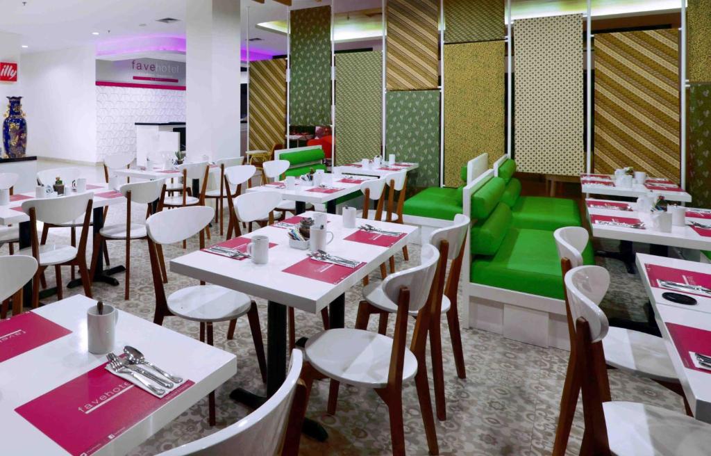 Restaurace v ubytování favehotel Malioboro - Yogyakarta