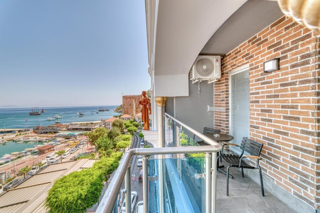 Numa Port Hotel - 16