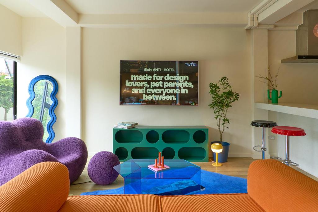 5loft Anti-Hotel, Silom, Bangkok - Resim 36