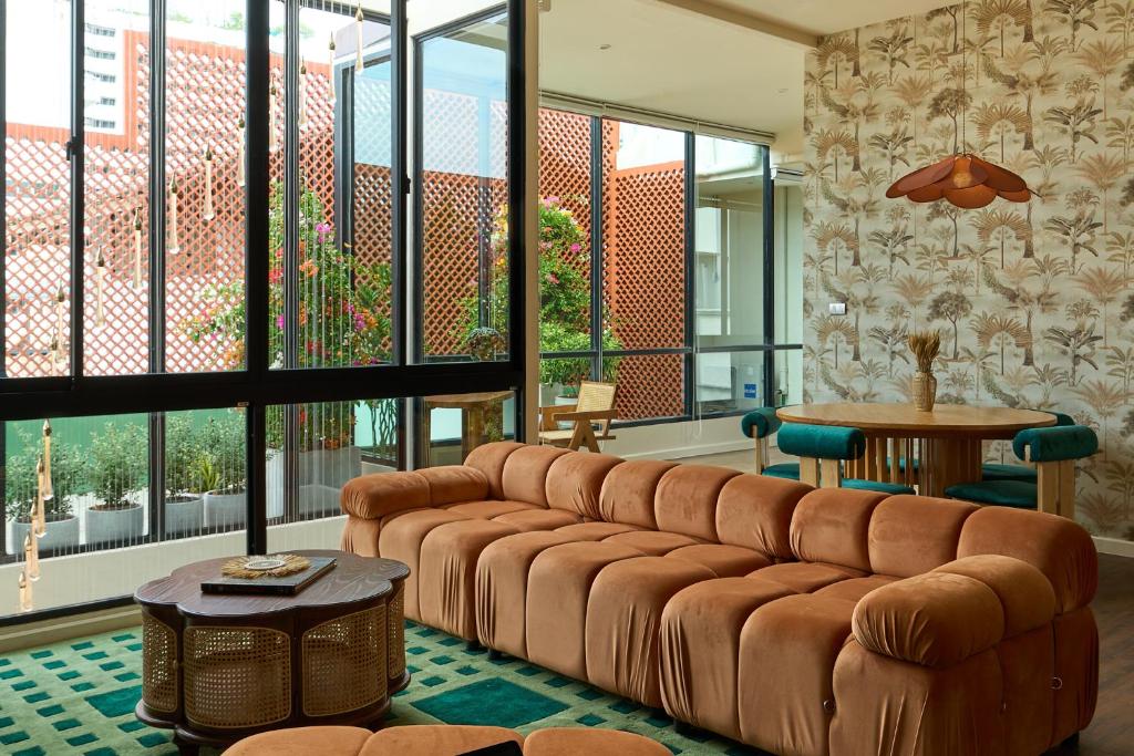 5loft Anti-Hotel, Silom, Bangkok - Resim 9