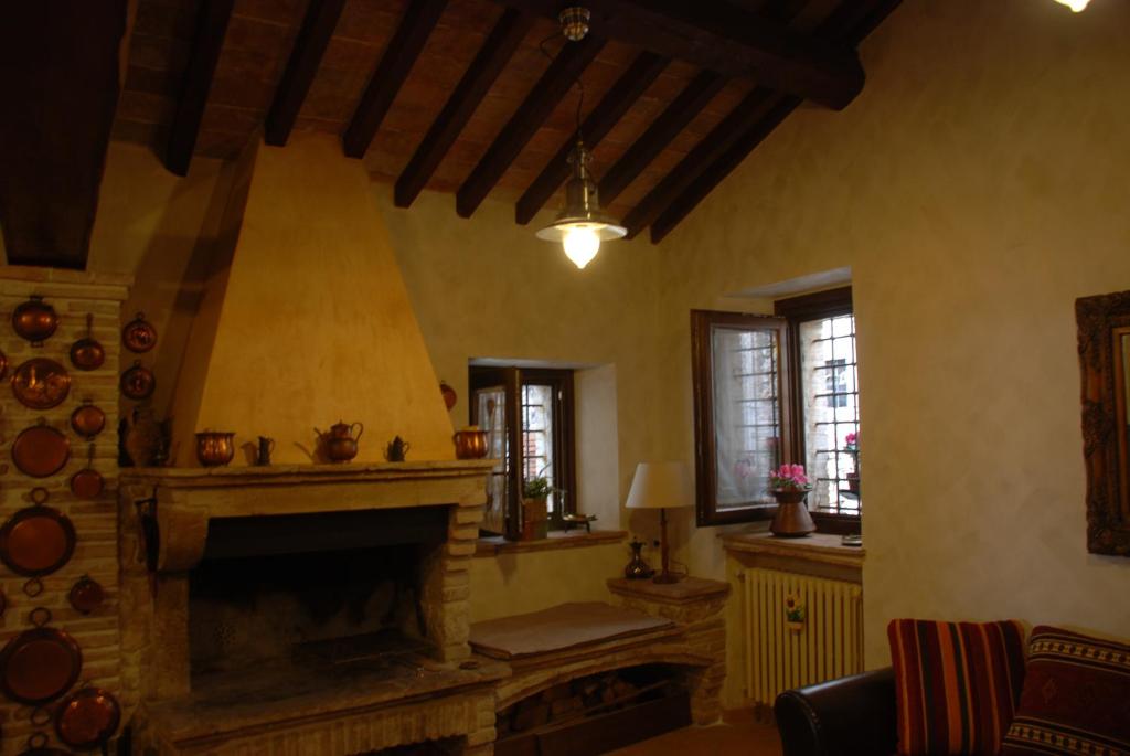 Zdjęcie z galerii obiektu Il Paradiso nel Borgo w mieście Arrone