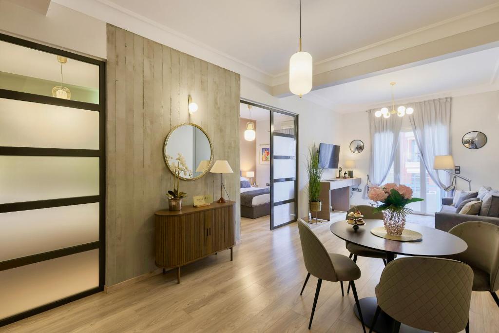 The White Tower Luxury Apartment by Thesskey Residences