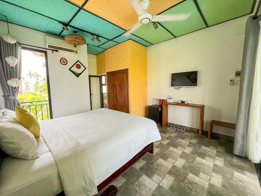 Phòng Có Giường Cỡ Queen Nhìn Ra Hồ Bơi