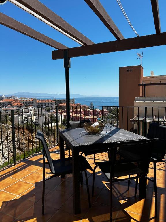 Benalmádena Apartment 66m2 terrace 16m2 sea view 200m from the beach