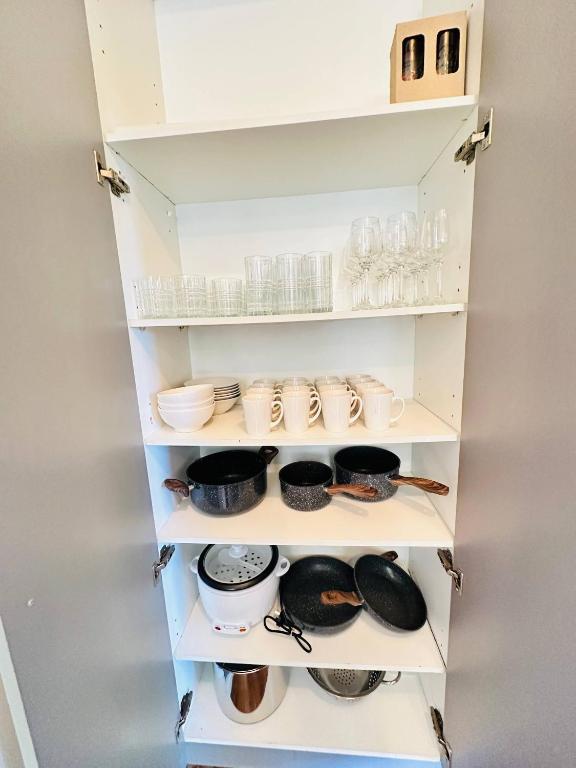 Spacious 5 Bedrooms Fully Fenced house in Auckland - Resim 24