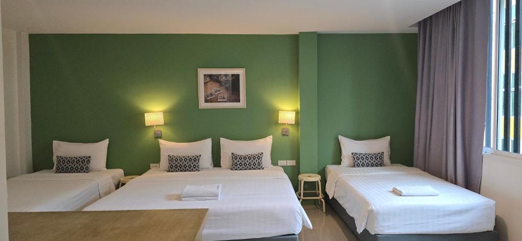 
Deluxe Quadruple Room - Building 1
