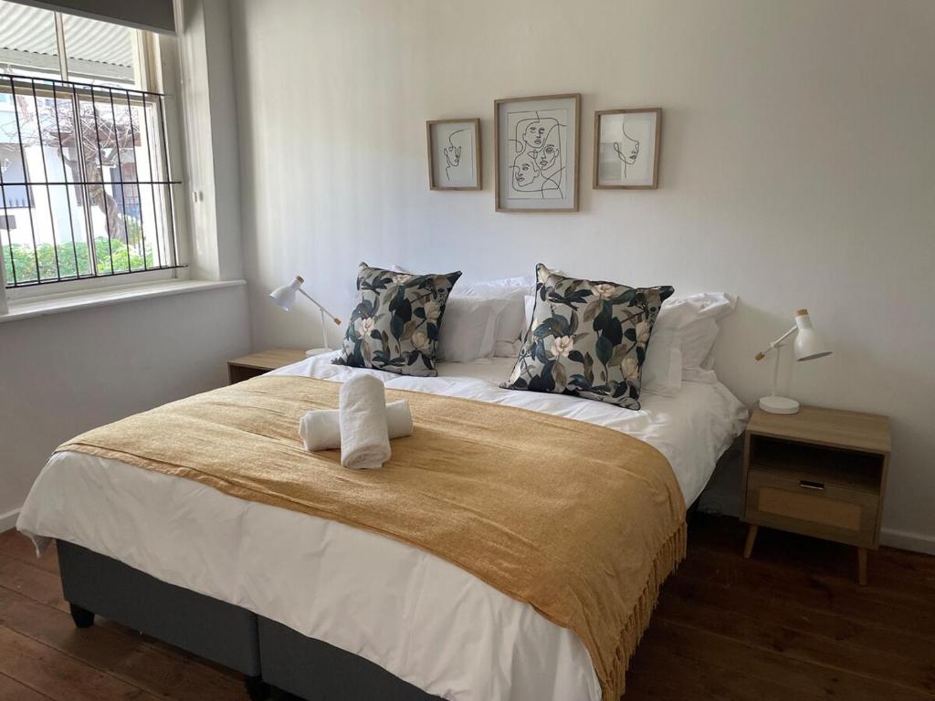Ένα ή περισσότερα κρεβάτια σε δωμάτιο στο Angora Self Catering