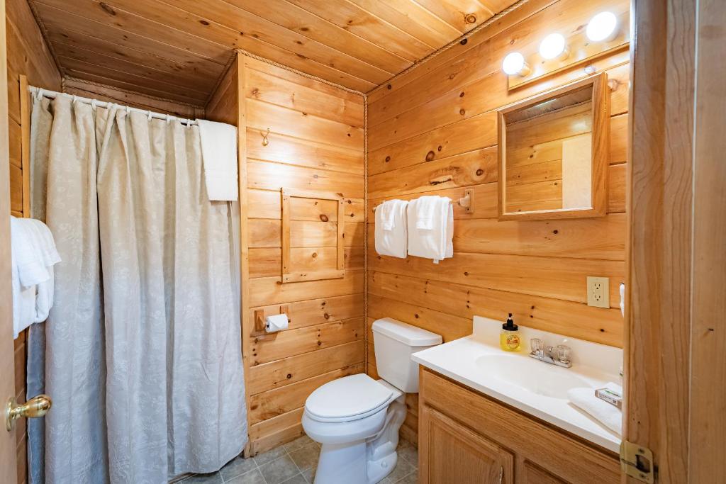 Country Road Cabins - Casa Con Quattro Camere Da Letto