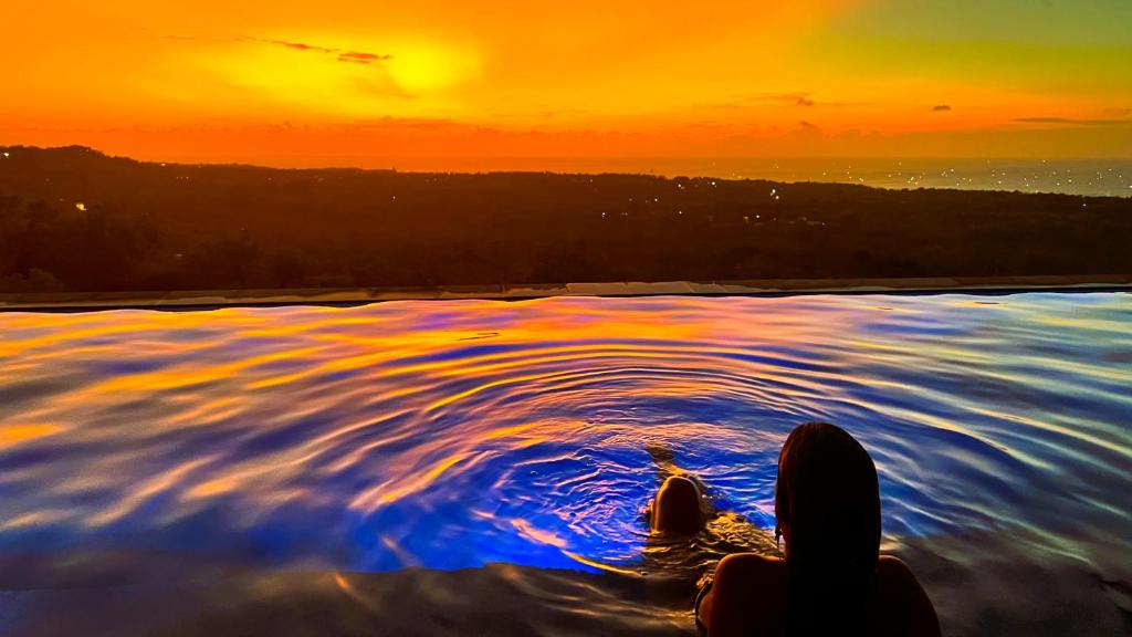 Hồ bơi trong/gần Uluwatu Sunset Hills