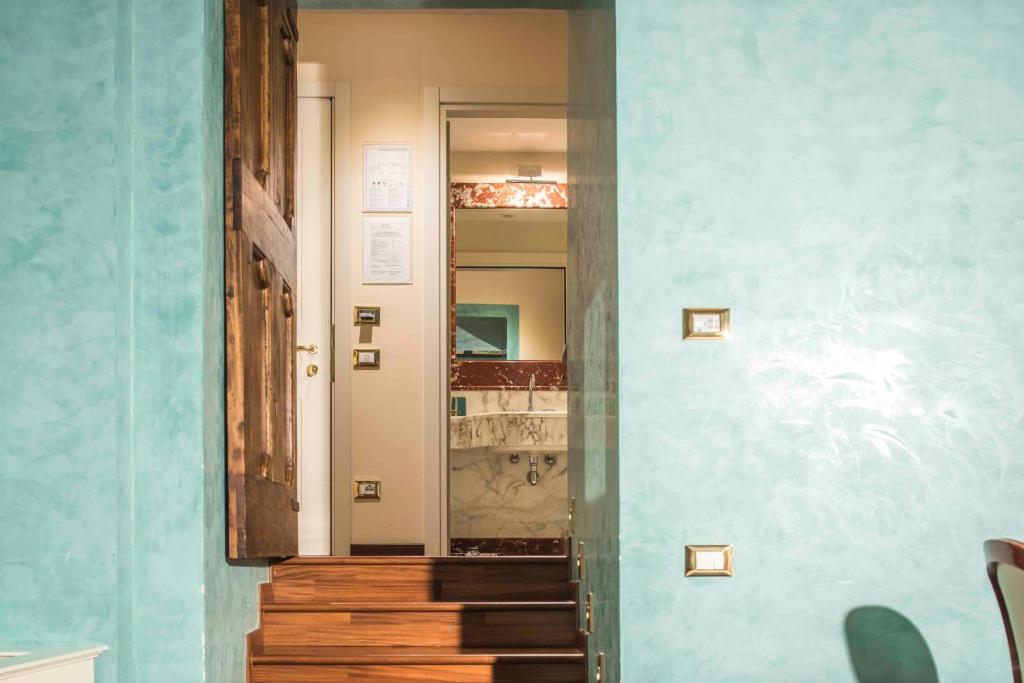 Golden Tower Hotel & Spa - Chambre Double Deluxe Avec Baignoire Spa - Tour
