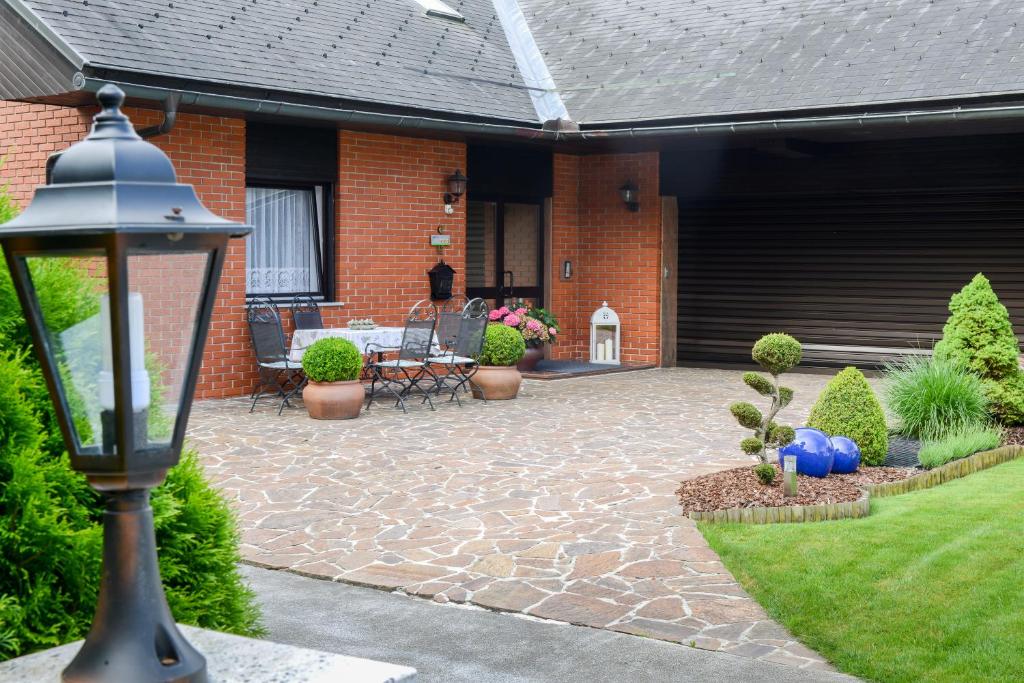 Zahrada ubytování Guest House Bakhus