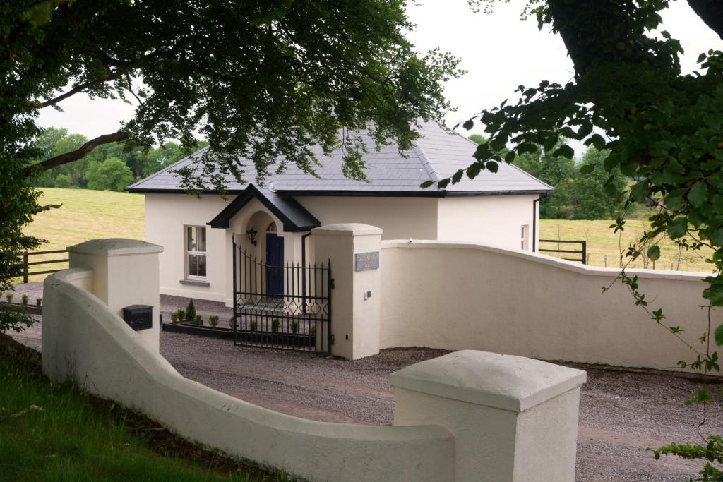 The Gate Lodge Cannaway House