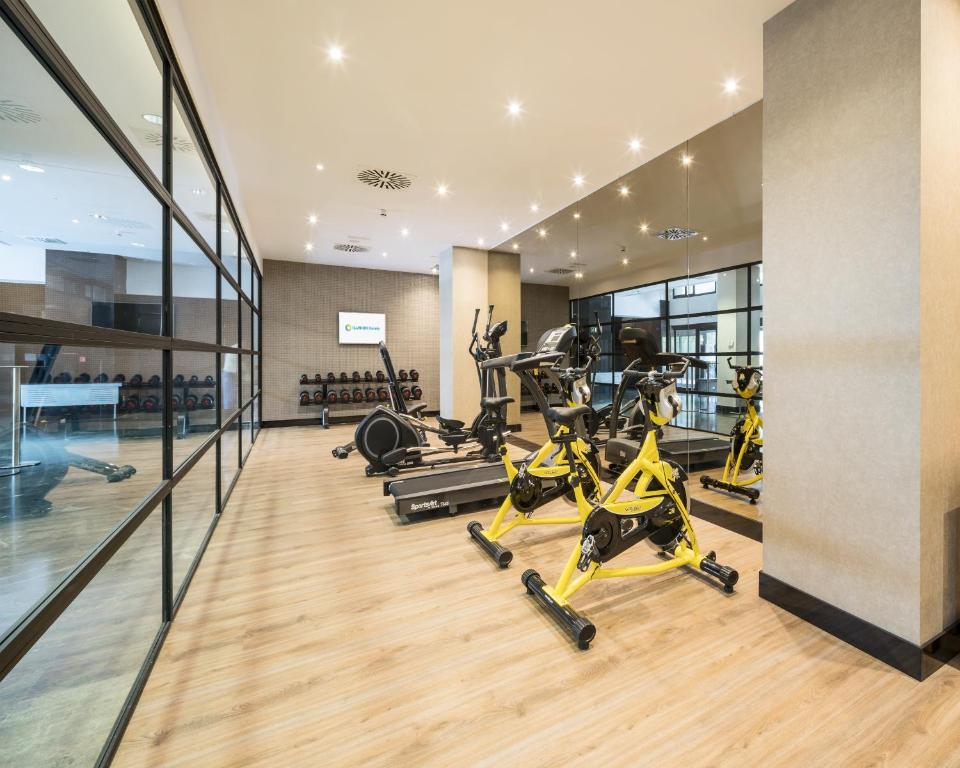 Fitness centrum a/nebo fitness zařízení v ubytování Ilunion Pio XII