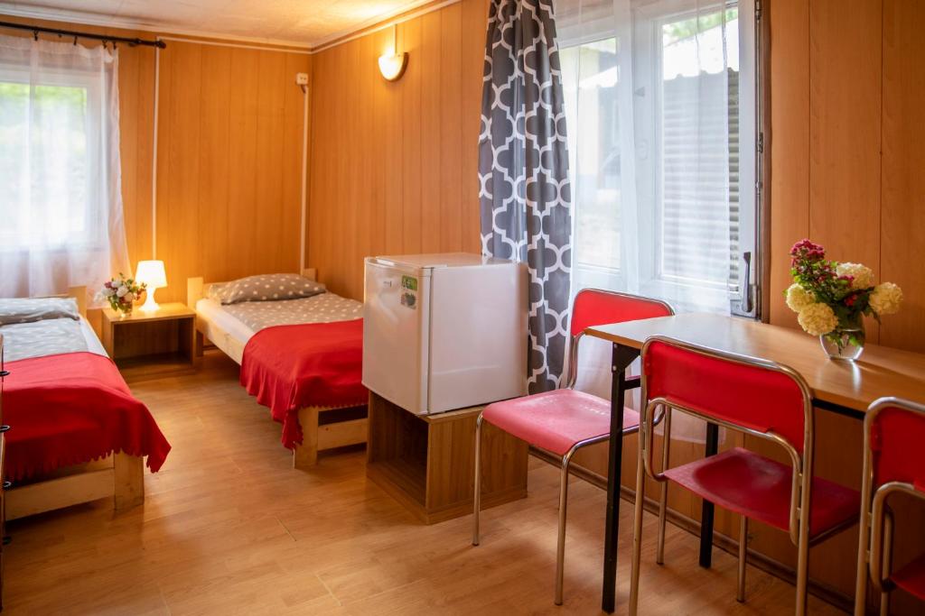 Nova Mazury - Two-Bedroom Chalet