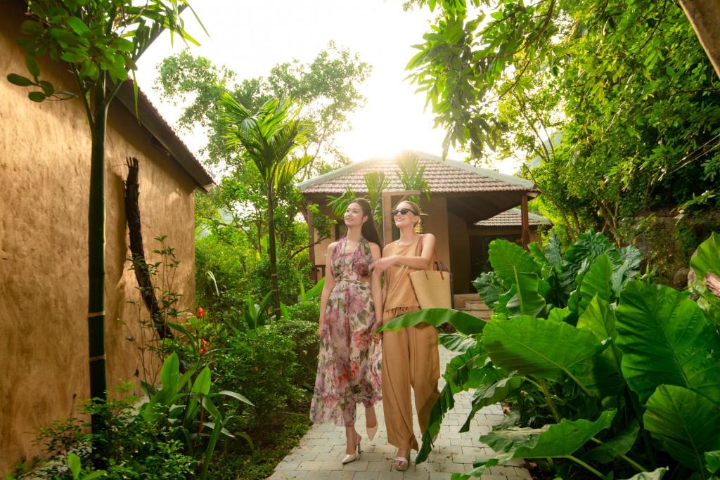 Aman Retreat Ninh Binh - Familiesuitevilla Met Uitzicht Op De Bergen