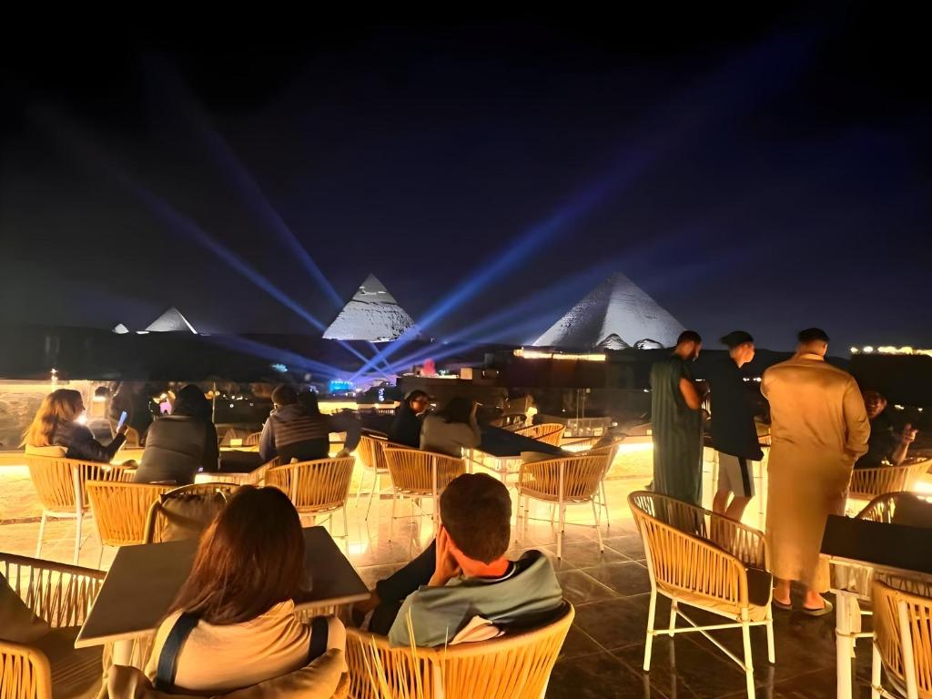 Gallery image of PYRAMiDS HUT ViEW HOTEL in Cairo