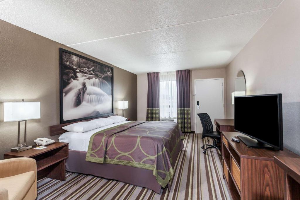 Super 8 by Wyndham Pigeon Forge-Emert St - 王室 - 不吸烟