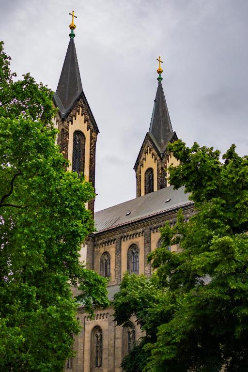 Charles Central - Resim 29