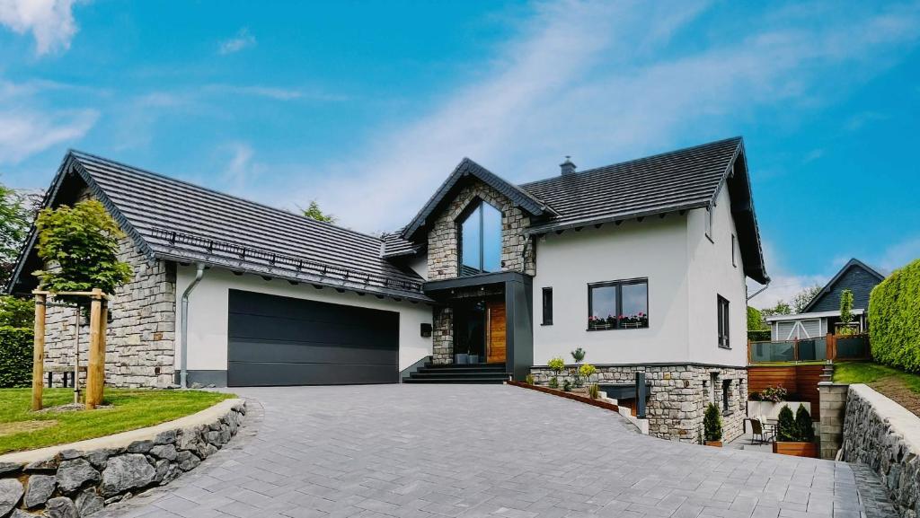 Το κτήριο όπου στεγάζεται  το διαμέρισμα