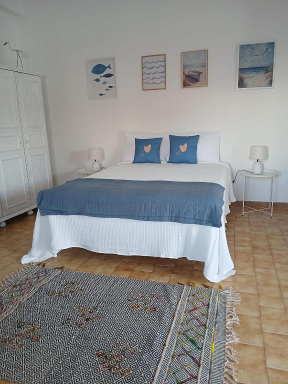 Ένα ή περισσότερα κρεβάτια σε δωμάτιο στο Casa Azul