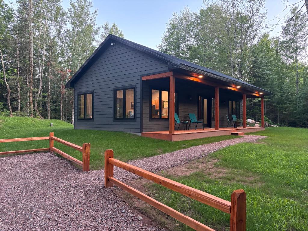 Taman di luar Whittlesey Hideaway