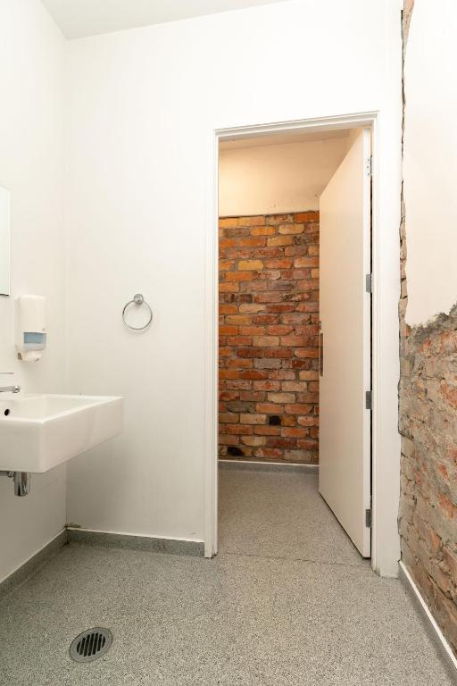 
Bed in 8-Bed Mixed Dormitory Room
