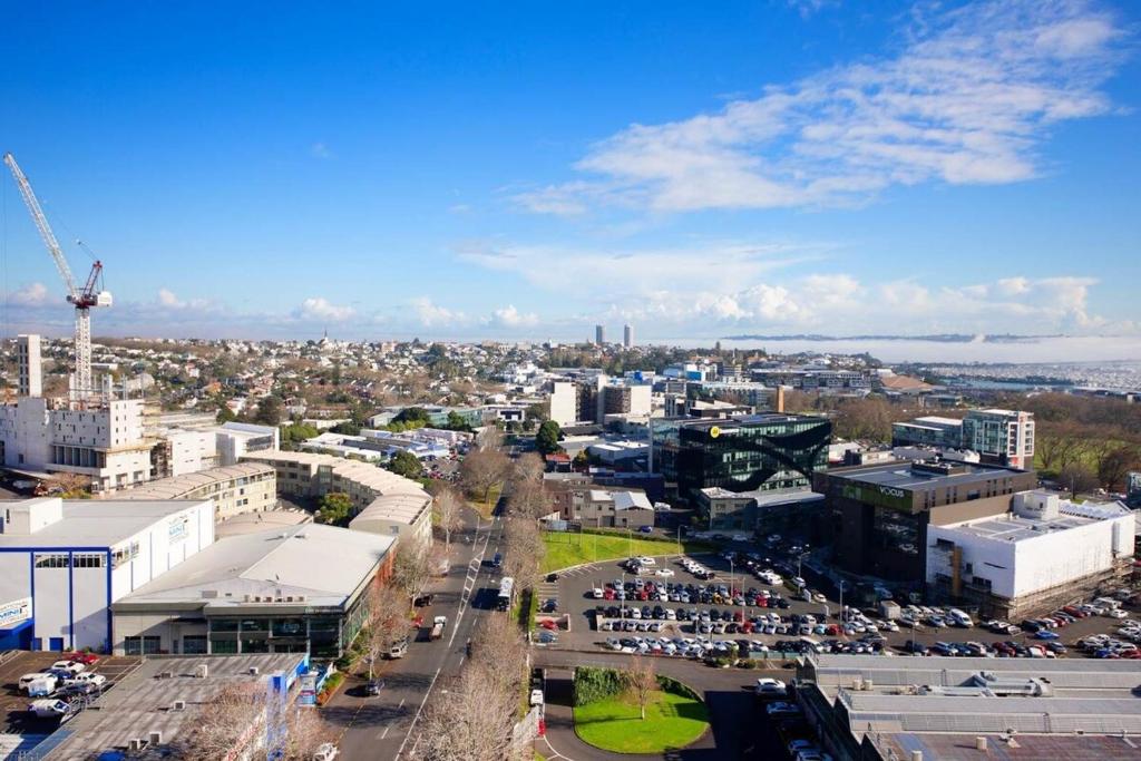 auckland 2 bedrooms gym wifi parking 180 degree harbor sea view 1204 - Resim 11