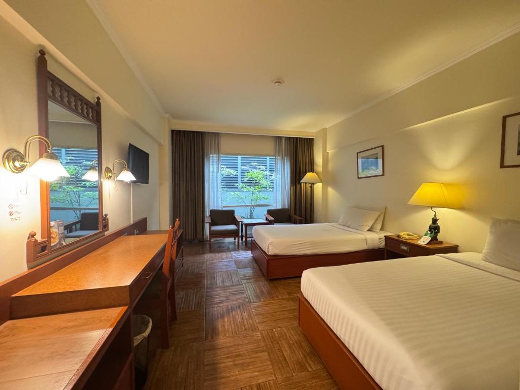 Bangkok Palace Hotel - Resim 12