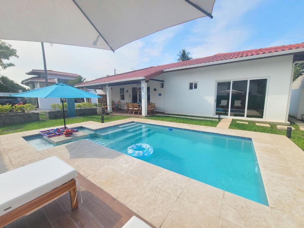 Jasibe Oceanside in Amatecampo - Steps to beach - Flexible Checkout
