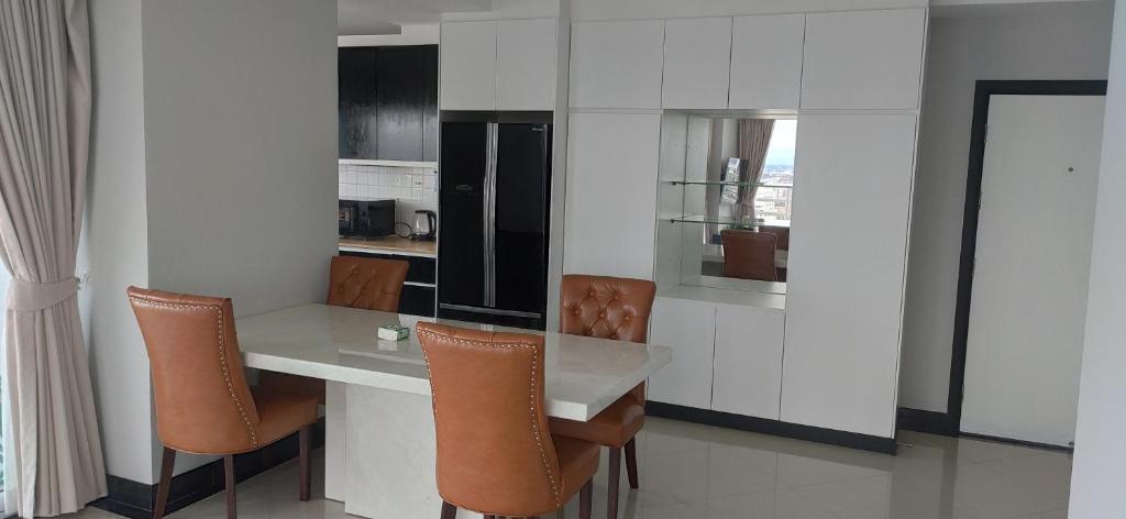 Pattaya Beach View Talay 6 by AEGEAN Suite Condo - Resim 33