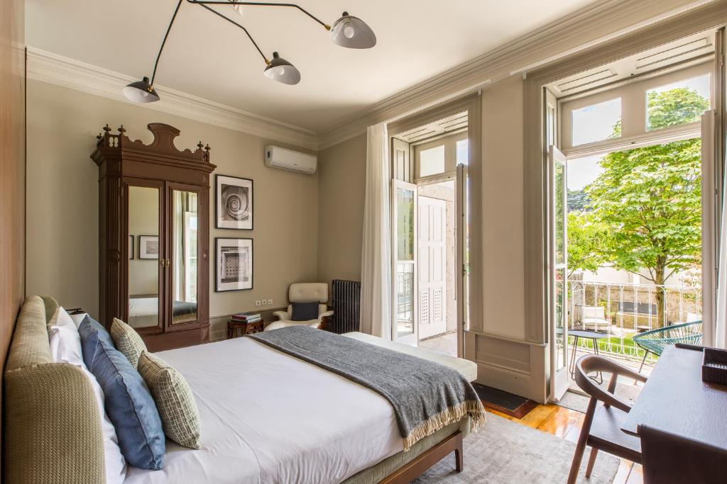 Gallery Townhouse & Home - 2