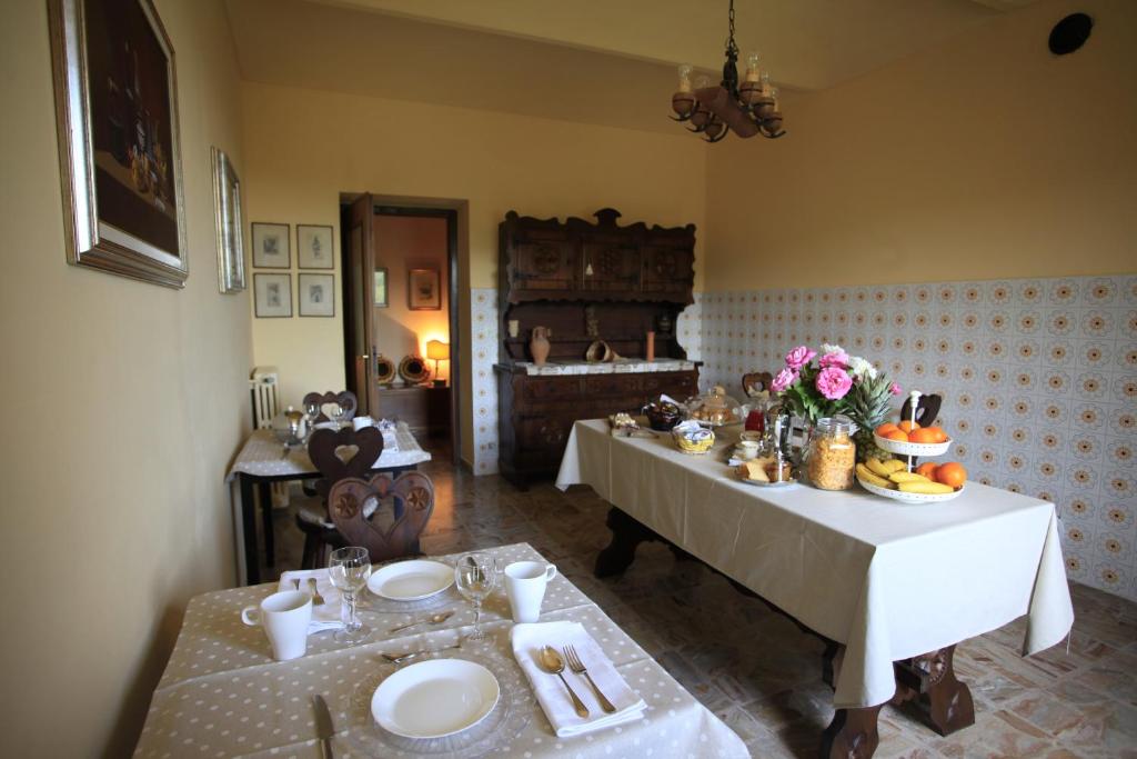 Jídlo v bed and breakfast nebo okolí
